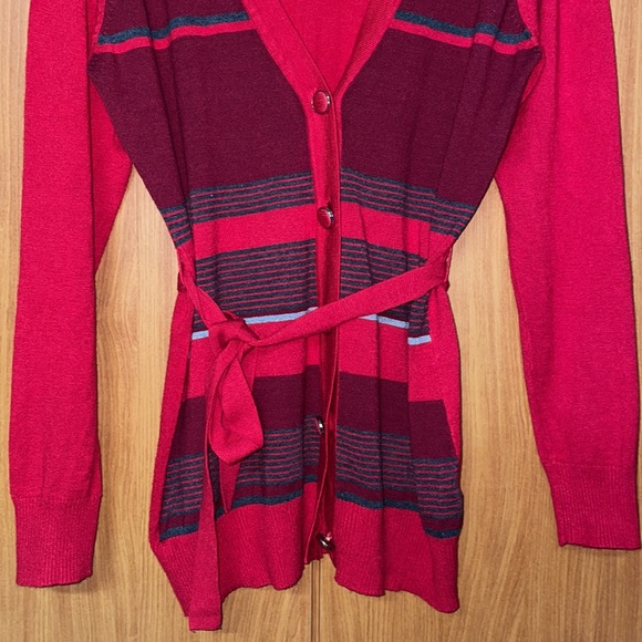 Yoki V Neck Button Down Self Tie Sweater - Red - Size L - Picture 4 of 10